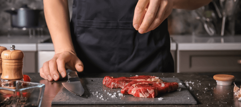 jak osolit maso na grilování